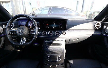 Mercedes-Benz E-Класс, 2020 год, 5 120 000 рублей, 14 фотография