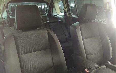 Mazda 5 I рестайлинг, 2008 год, 749 000 рублей, 8 фотография