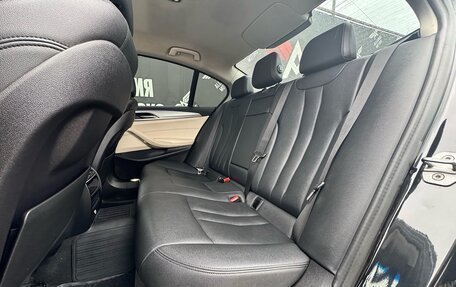 BMW 5 серия, 2019 год, 2 800 000 рублей, 11 фотография
