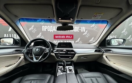 BMW 5 серия, 2019 год, 2 800 000 рублей, 12 фотография