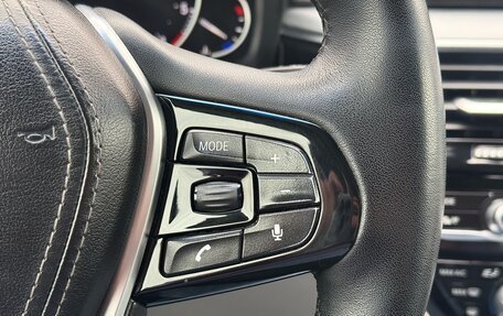 BMW 5 серия, 2019 год, 2 800 000 рублей, 15 фотография