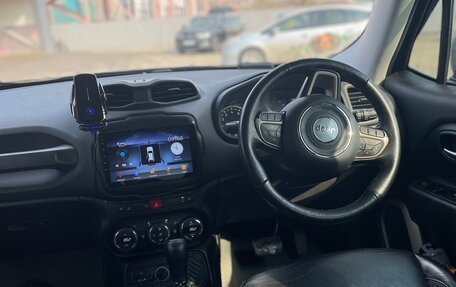 Jeep Renegade I рестайлинг, 2016 год, 1 500 000 рублей, 6 фотография