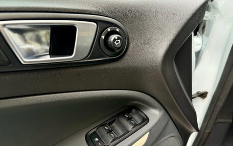 Ford EcoSport, 2015 год, 1 130 000 рублей, 23 фотография