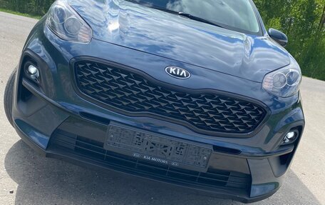 KIA Sportage IV рестайлинг, 2020 год, 2 800 000 рублей, 4 фотография