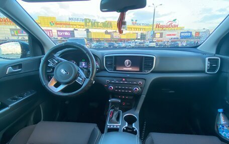 KIA Sportage IV рестайлинг, 2020 год, 2 800 000 рублей, 14 фотография
