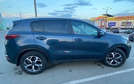 KIA Sportage IV рестайлинг, 2020 год, 2 800 000 рублей, 15 фотография