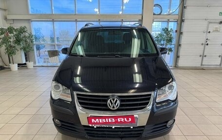 Volkswagen Touran III, 2008 год, 660 000 рублей, 3 фотография