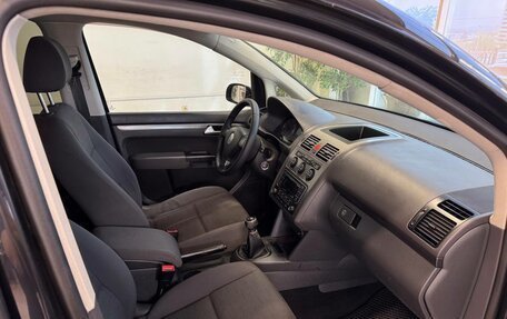 Volkswagen Touran III, 2008 год, 660 000 рублей, 9 фотография