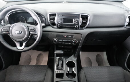 KIA Sportage IV рестайлинг, 2016 год, 2 099 000 рублей, 14 фотография