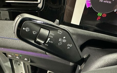 Volkswagen Tiguan, 2025 год, 4 890 000 рублей, 18 фотография