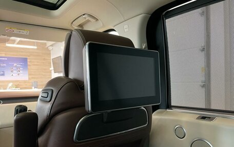 Land Rover Range Rover IV рестайлинг, 2017 год, 8 499 900 рублей, 18 фотография