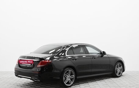 Mercedes-Benz E-Класс, 2020 год, 4 170 000 рублей, 2 фотография