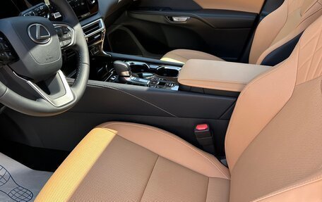 Lexus RX IV рестайлинг, 2025 год, 8 340 000 рублей, 7 фотография