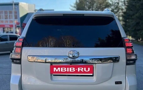 Toyota Land Cruiser Prado 150 рестайлинг 2, 2016 год, 4 550 000 рублей, 4 фотография