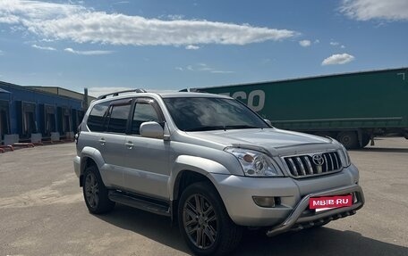 Toyota Land Cruiser Prado 120 рестайлинг, 2006 год, 2 150 000 рублей, 2 фотография