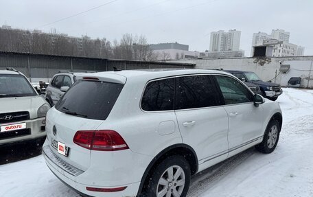Volkswagen Touareg III, 2012 год, 1 800 000 рублей, 2 фотография