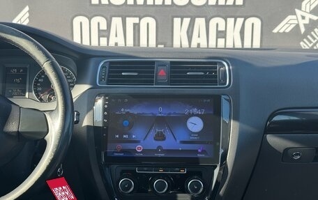 Volkswagen Jetta VI, 2011 год, 1 190 000 рублей, 18 фотография