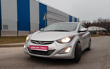 Hyundai Elantra V, 2015 год, 1 195 000 рублей, 2 фотография