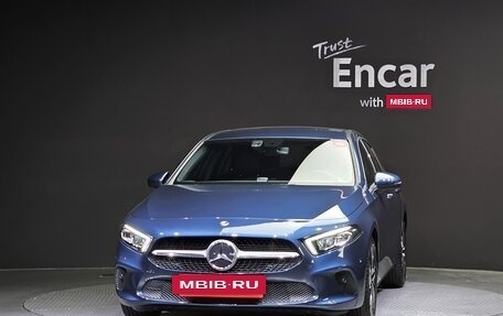 Mercedes-Benz A-Класс, 2021 год, 2 437 334 рублей, 2 фотография
