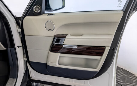 Land Rover Range Rover IV рестайлинг, 2015 год, 4 200 000 рублей, 26 фотография