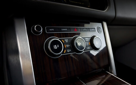 Land Rover Range Rover IV рестайлинг, 2015 год, 4 200 000 рублей, 30 фотография