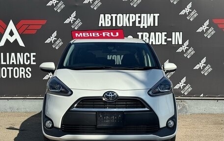 Toyota Sienta II, 2017 год, 1 600 000 рублей, 2 фотография