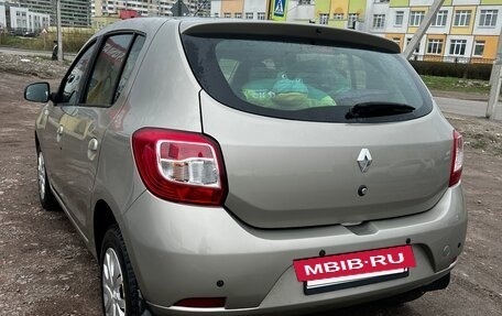 Renault Sandero II рестайлинг, 2015 год, 887 000 рублей, 5 фотография