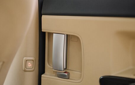 KIA Carnival III, 2016 год, 2 200 000 рублей, 12 фотография