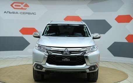 Mitsubishi Pajero Sport III рестайлинг, 2019 год, 2 990 000 рублей, 2 фотография