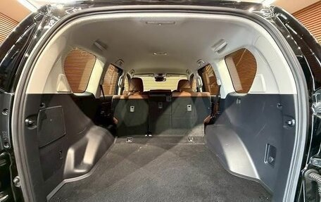 Toyota Land Cruiser Prado 150 рестайлинг 2, 2022 год, 3 880 000 рублей, 21 фотография