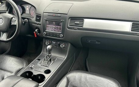 Volkswagen Touareg III, 2012 год, 1 490 000 рублей, 13 фотография