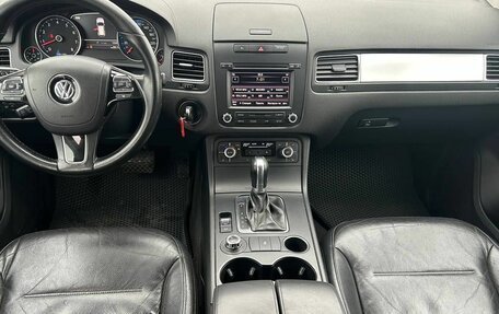 Volkswagen Touareg III, 2012 год, 1 490 000 рублей, 14 фотография