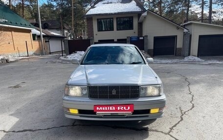 Toyota Crown, 1999 год, 680 000 рублей, 2 фотография