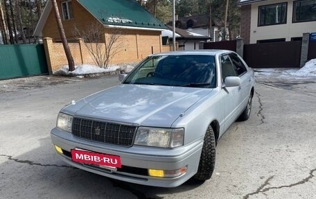 Toyota Crown, 1999 год, 680 000 рублей, 3 фотография