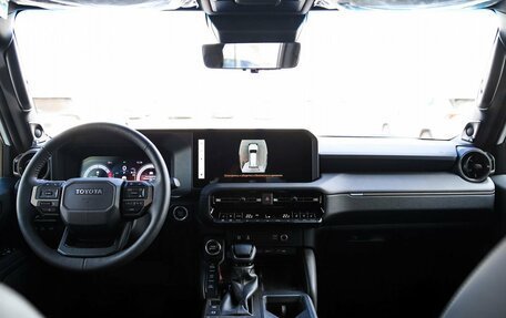 Toyota Land Cruiser Prado, 2024 год, 12 500 000 рублей, 16 фотография