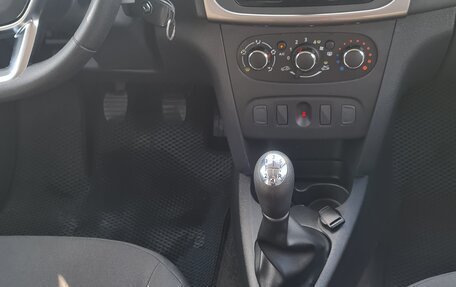 Renault Logan II, 2020 год, 1 238 000 рублей, 17 фотография