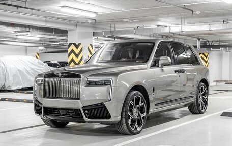 Rolls-Royce Cullinan, 2025 год, 97 000 000 рублей, 2 фотография