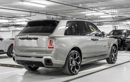 Rolls-Royce Cullinan, 2025 год, 97 000 000 рублей, 7 фотография