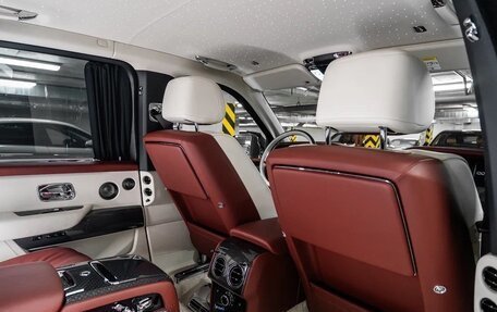 Rolls-Royce Cullinan, 2025 год, 97 000 000 рублей, 20 фотография