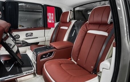 Rolls-Royce Cullinan, 2025 год, 97 000 000 рублей, 19 фотография
