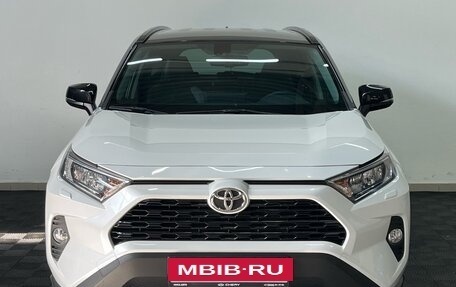 Toyota RAV4, 2021 год, 3 299 000 рублей, 2 фотография