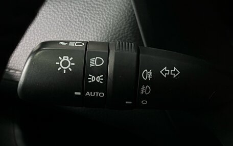 Toyota RAV4, 2021 год, 3 299 000 рублей, 27 фотография