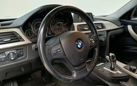 BMW 3 серия, 2015 год, 1 409 000 рублей, 13 фотография
