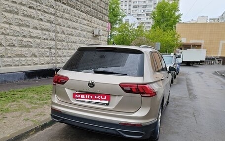 Volkswagen Tiguan II, 2021 год, 2 050 000 рублей, 5 фотография