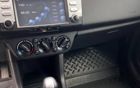 Suzuki Swift III, 2010 год, 650 000 рублей, 19 фотография