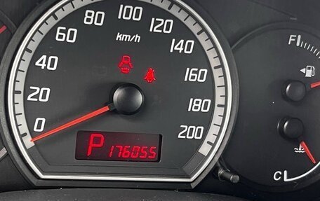 Suzuki Swift III, 2010 год, 650 000 рублей, 18 фотография