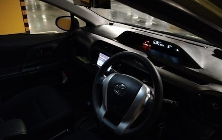 Toyota Aqua I, 2017 год, 1 300 000 рублей, 3 фотография
