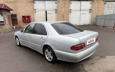 Mercedes-Benz E-Класс, 1999 год, 380 000 рублей, 4 фотография