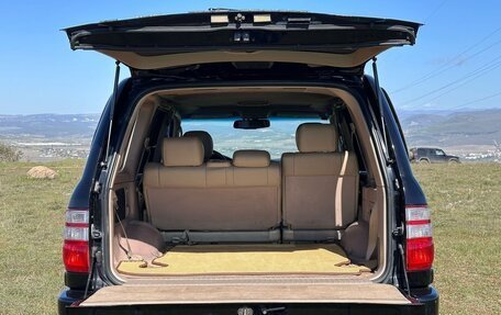 Toyota Land Cruiser 100 рестайлинг 2, 2002 год, 1 720 000 рублей, 13 фотография