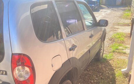 Chevrolet Niva I рестайлинг, 2012 год, 380 000 рублей, 2 фотография